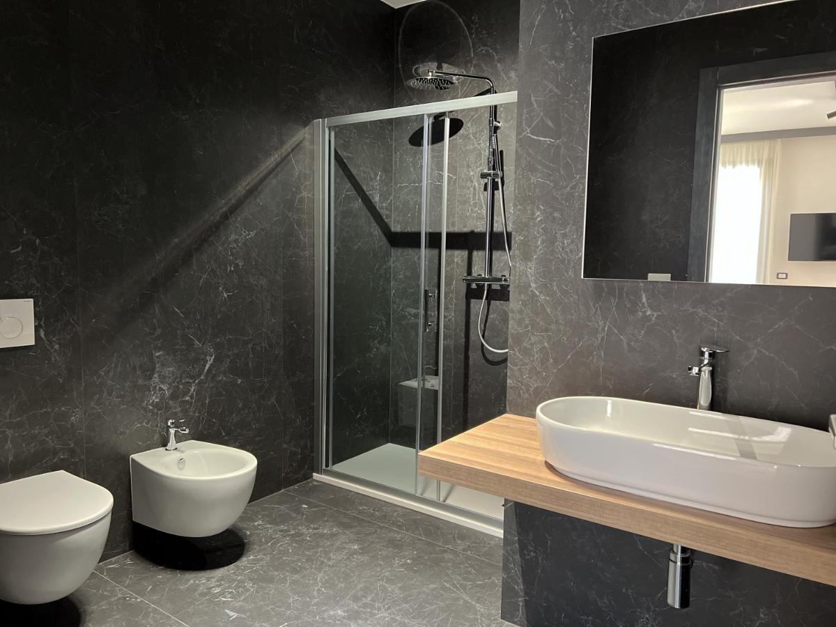 Hotel Glass House - Smart & Parking Lecce